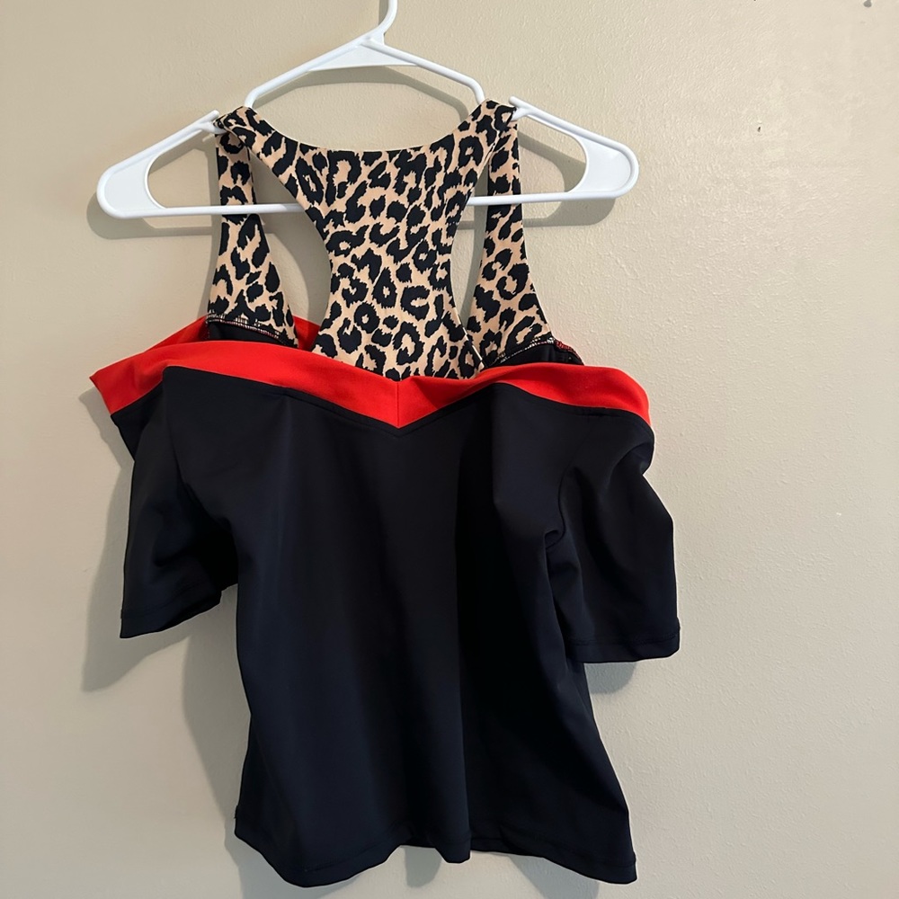 New York and Company leopard top - Picture 4 of 4